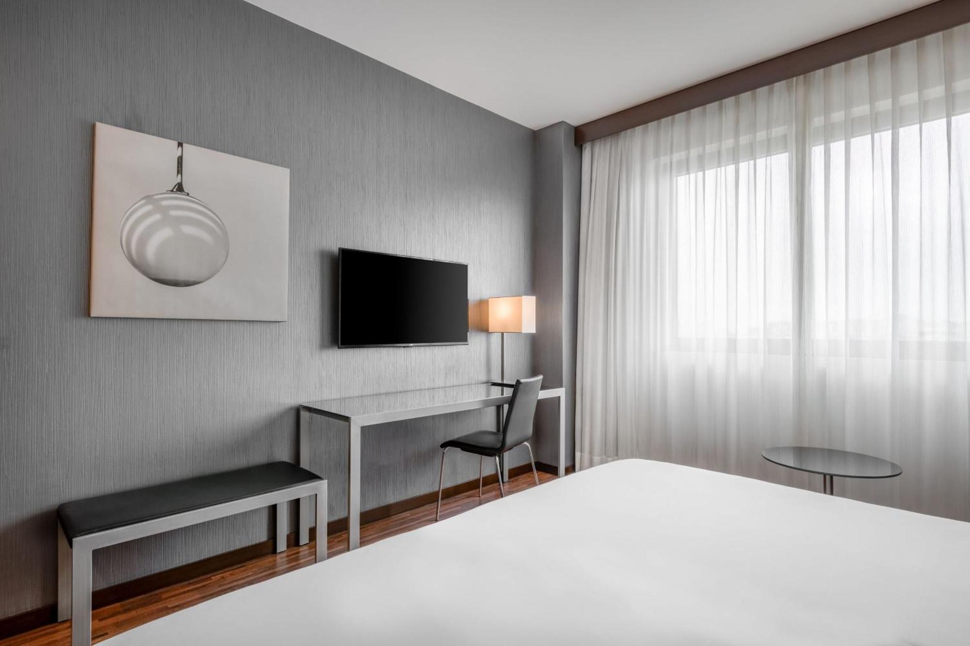 Ac Hotel Brescia By Marriott Екстериор снимка